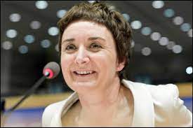 Vystudovala filozofickou fakultu karlovy univerzity obor arabistika. Jana Hybaskova Pro Irak Se Musime Stat Klicovym Partnerem Zpravodajstvi Evropsky Parlament