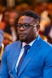 Euloge Kuyo First added a new photo.