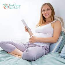 By maintaining basic dental hygiene, going to the dentist, and taking steps to care for gums and teeth during morning sickness, you. Effective Ways To Cure A Toothache During Pregnancy Trucare Dentistry Roswell