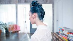 Or simply a way to unleash your inner mermaid for a few months without committing to all over blue hair. Blue Hairstyles Blue Hair Color Hair Dye Ideas Garnier