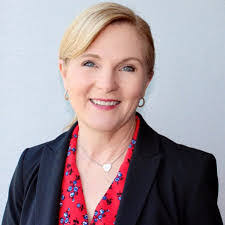 Michelle Brandel's Instagram, Twitter & Facebook