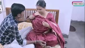 Aunty sex with stranger
