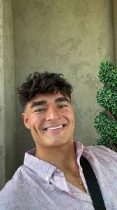 Room available for rent! 2 bedroom 1 bathroom apartment near Trolley  Square, $875 a month plus utilities. Hi everyone! I am moving to New York  at the end of this month and