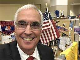 Emilie Hurst's Instagram, Twitter & Facebook