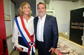 Naturalmente e' solo una battuta,tardelli giocatore il più forte al mondo!!!ciao marco spero che ti metti ancora nei fornelli per i. Marco Tardelli E Myrta Merlino Pizzicati Da Pizzi Al Teatro Parioli Le Foto Formiche Net