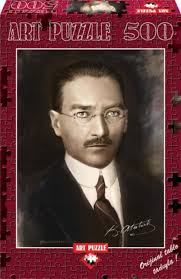 Commander-In-Chief Marshall Ghazi Mustafa Kemal (1922) 1000 Piece Puzzle