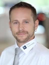 Die Mitarbeiter des Unternehmen Hahn Automobile GmbH + Co. KG NL Ebersbach  in Ebersbach/ Fils