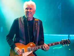 Golden earring are a dutch rock band, founded in 1961 in the hague as the golden earrings (the 's' was dropped in 1969). Wf5xslxc2mxqfm