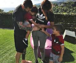 Antonella roccuzzo has worked as a model for different products and has also reportedly acted in a few films. Lionel Messi And Wife Antonella Roccuzzo Reveal The Gender Of Their Third Child Messi And Wife Antonella Roccuzzo Messi And His Wife