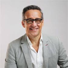 Find Emails and Phone Numbers of Business Services professionals in Toronto 