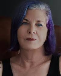 Anna Lenhardt's Instagram, Twitter & Facebook