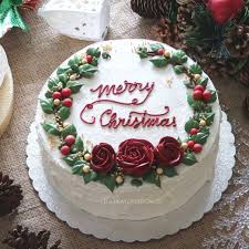 Flower Buttercream Cake Christmas Themed Cake Christmas Cake Designs Christmas Cake Decorations