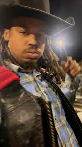 Chelsea Renee Pope your a little crazy lol o I love you 💕 #backpenswithgw3