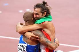 E dai 10 anni ha iniziato a praticare l'atletica leggera, per la … Qvixgwxnocil3m