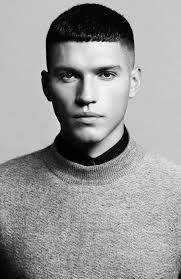 The rest of the hair is wavy, voluminous and creates a nice balance between these two different styles on the hair. 15 Coolest Mexican Haircuts For Men In 2021 The Trend Spotter