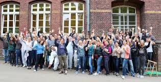 Db Schenker Aktiv Fur Katernberger Peter Ustinov Schule Ehrenamt Agentur Essen