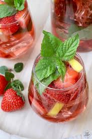 Maybe you would like to learn more about one of these? Erdbeer Minz Bowle Rezept Sweets Lifestyle