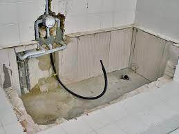 Die ablaufgarnitur sorgt für den kontrollierten eine ablaufgarnitur lässt sich in sanitären einrichtungen, wie der dusche, der badewanne oder im. Badewanne Anschluss Austausch Ratgeber Bauhaus