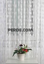 Plise cam balkon perdeleri ve stor cam balkon perdeleri, cam balkonlar cam balkonlar için kullanılan plise perdeler, ip kontrollü mekanizması sayesinde yukarı ve aşağı doğru hareket ettiriliyor. Puanli Ip Tul Perde Fiyati 35 00 Tl M