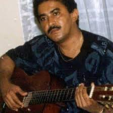 Grande entre los Grandes UNALDO EFRÉN CALDERÓN CUJIA. Feliz cumpleaños a el  gran compositor Guajiro Efrén Calderón. Un gran maestro de la música  vallenata, quien le ha dado al folclor poesías hechas