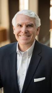 CUSTOMER ENGAGEMENT SUMMIT HEALTHCARE