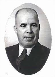 Edward Mckay's Instagram, Twitter & Facebook