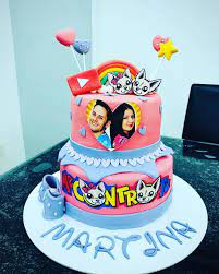 Le Torte Di Zia Chicca Ha Condiviso Un Post Su Instagram X I Suoi 4 Anni Martina Ha Scelto Chi Mi Perseguita Tantissimi Auguri Piccolina E Grazie En 2020