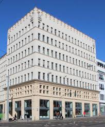 Im straßenverlauf adlerstraße/worringer straße bis kölner straße sind teil einer hauptfahrradachse vom östlichen düsseldorf richtung innenstadt. Industriehaus Am Wehrhahn Dusseldorf Architektur Baukunst Nrw