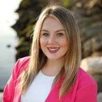 Debra Nash's Instagram, Twitter & Facebook