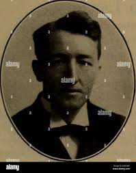 Norsk lutherske prester i Amerika, 1843-1913 . SVENNUNGSEN, DaVID. Ord.  1904. Forenede kirke, 1904—. F. i Winona, Minn., 26 mars 1876, af pastorS.  S. og Devirt (f. P>ich), frekv. Decorah Insti-tute, 92—94,