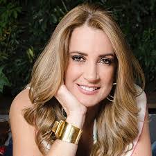 Ana Murrieta's Instagram, Twitter & Facebook