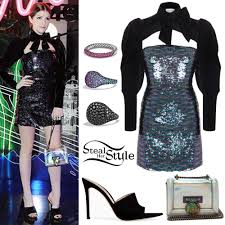 Anna popplewell anna kendrick anna chlumsky. Anna Kendrick Clothes Outfits Steal Her Style