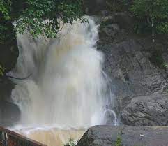 Puncak janing di kuala nerang dan tidak ketinggalan sungai sedim serta. Air Terjun Jeram Pasu Lokasi Menarik Berkelah Di Pasir Puteh Kelantan Tempat Menarik