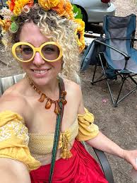 Helpful Royal Peacock staff member found