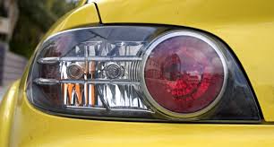 Ce trebuie sa stii daca vrei sa obtii un permis auto cu o noua valabilitate. Schimbarea Permisului Auto In Ce Cazuri Nu Este NecesarÄƒ Fisa MedicalÄƒ