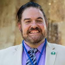 Erik Bosque's Instagram, Twitter & Facebook