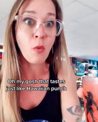 There's no request that bartender Michelle can't deal with! 🍸👏