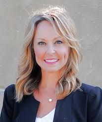 Debbie Durkee's Instagram, Twitter & Facebook