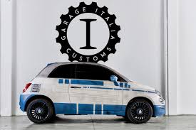 Fiat 500 R2 D2 And Bb 8 By Garage Italia Celebrate Star Wars Premiere Carscoops Fiat 500 Fiat Fiat Cars