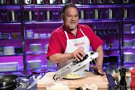 En la escuela masterchef podrás aprender todos los trucos de los mejores chefs del programa masterchef. Un Californiano Conquista Las Cocinas De Masterchef Espana