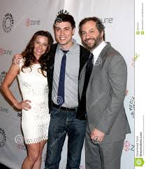  John Francis Daley Judd Apatow Linda Cardellini Redaktionelles Bild Bild Von Daley Angeles 30075915