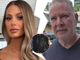 Does anyone think Melissa inserting herself into the fray at the end of the  finale was peculiar? She's been relatively quiet all season when it comes  to Teresa except for a ton