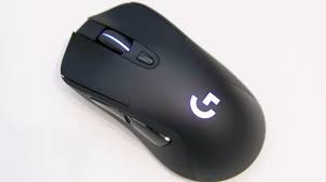This is the core competitiveness of the logitech g series in the field of wireless gaming mice. Logitech G403 Prodigy Maus Pmw 3366 Kommt Mit Und Ohne Kabel Computerbase