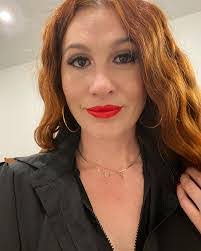 Zari Johnson's Instagram, Twitter & Facebook