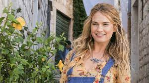 Mamma Mia 2 Lily James On Following In Meryl Streep S Footsteps Mamma Mia Lily James Mama Mia