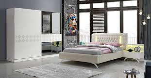 Şöyle güzel bir baza ve yatak alayım ama başlık anlamsız diye düşünüyorum. Yatak Odasi Yatak Fiyatlari Baza Yatak Yatak Odasi Takimi Gardrop Modelleri Gardrop Fiyatlari Sifonyer Modelleri Sifonyer Fiyatlari Aynali Sifonyer Evart Home