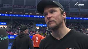 Kieltä esiin! Anton Roth hyödyntää FBC:n huolimattomuuden