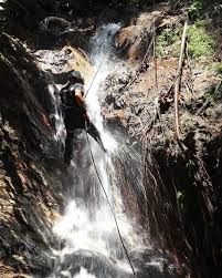 Di sini anda berkesempatan untuk menyaksikan pemandangan di atas bukit yang dibentangkan dengan pemandangan laut yang indah. Tengah Stres Boleh Cuba Terjah Tampin Extreme Park Tampin Water Park Negeri Sembilan Berbaloi Libur