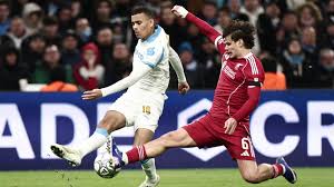 Ligue 1: choc Marseille-Lens, le PSG chez un relégable