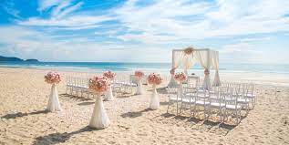 Allora non vi resta che organizzare il giorno più bello della vostra vita in riva al mare. Matrimonio In Spiaggia I Consigli Per Organizzarlo Roba Da Donne